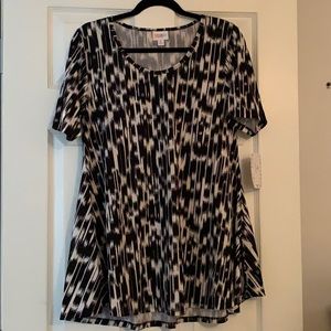LuLaRoe Perfect T (M)